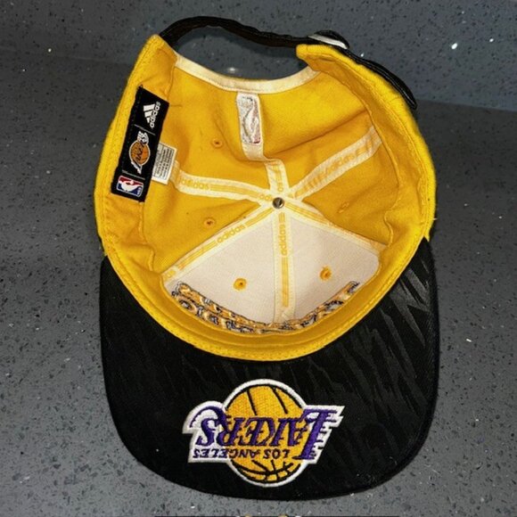 Los Angeles Lakers NBA Adidas Yellow Adjustable Strapback Hat One Size Fits All - Picture 5 of 8